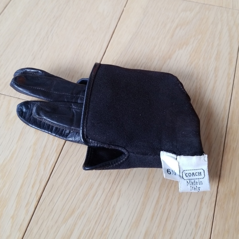 Coach Leather Gloves - Picture 4 of 5